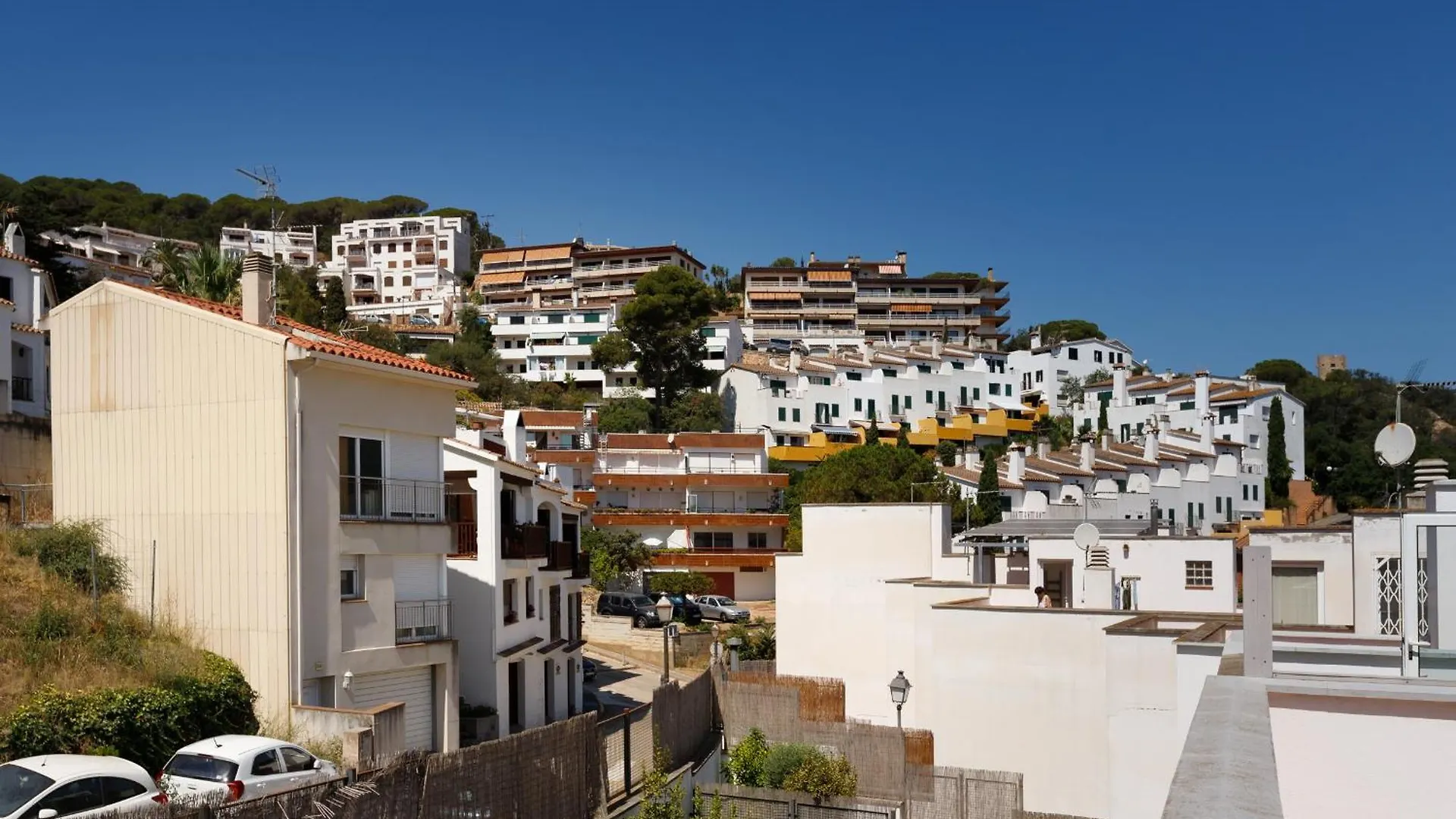 Lets Holidays Big Terrace House With Parking Tossa de Mar Villa